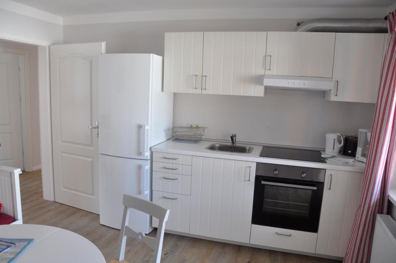Hotel & Ferienunterkuenfte Hus Seeblick فيهمارن المظهر الخارجي الصورة